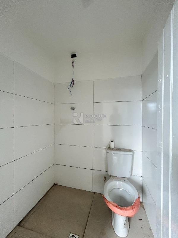 Casa Residencial para aluguel no bairro Vila Claudia: WC social 