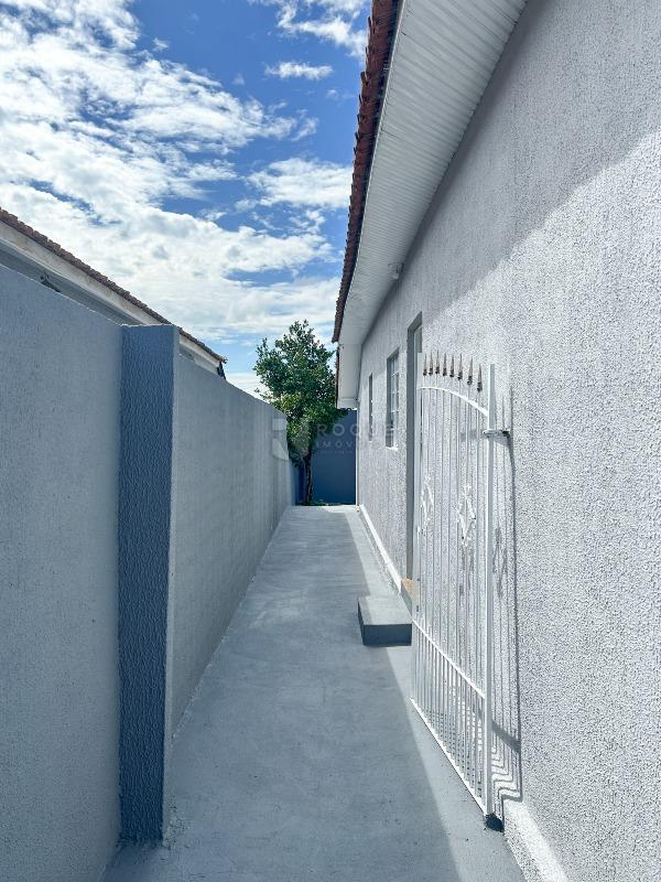 Casa Residencial para aluguel no bairro Vila Claudia: Corredor 