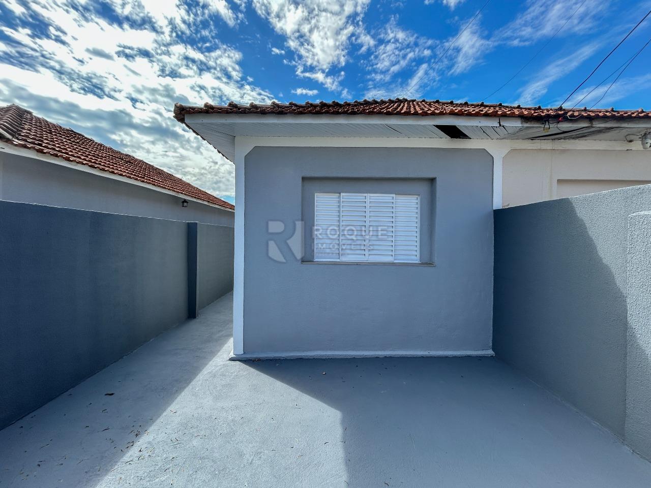 Casa Residencial para aluguel no bairro Vila Claudia: Garagem 