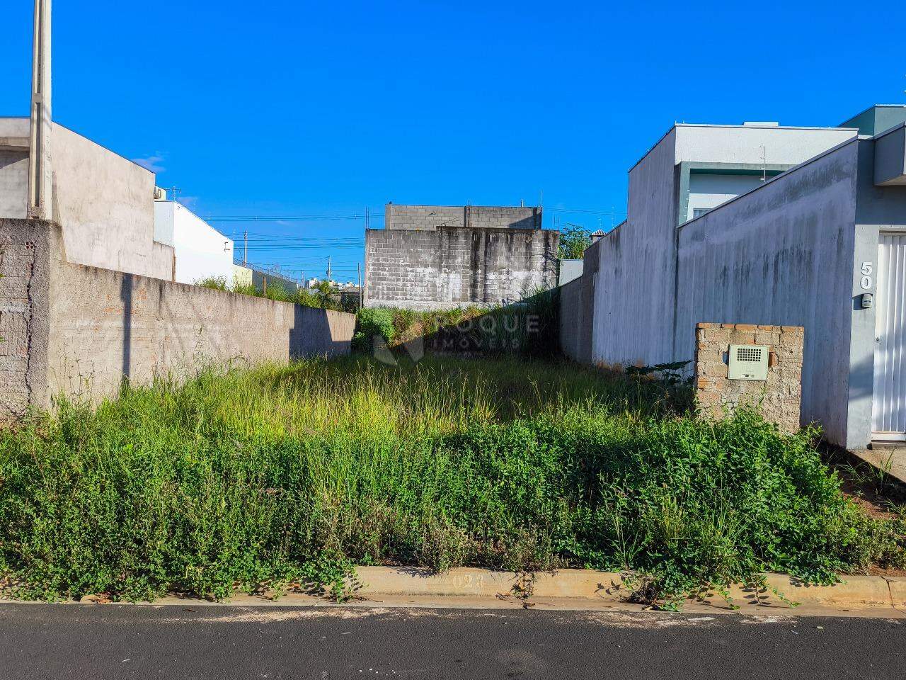 Terreno à venda no bairro Jardim Marajoara: FRENTE
