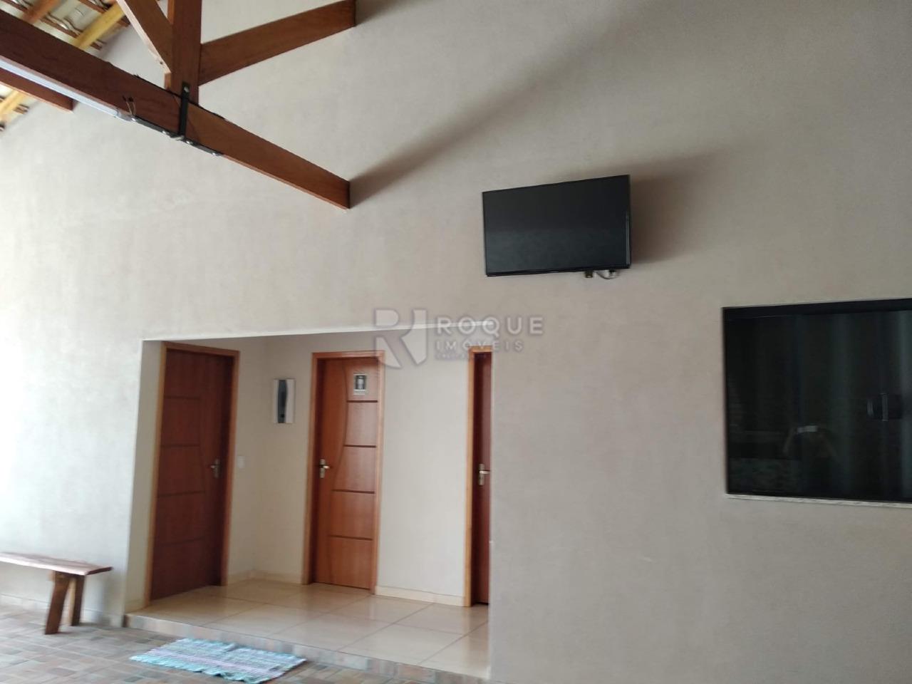 Área de Lazer à venda no bairro Jardim Residencial Village: banheiros