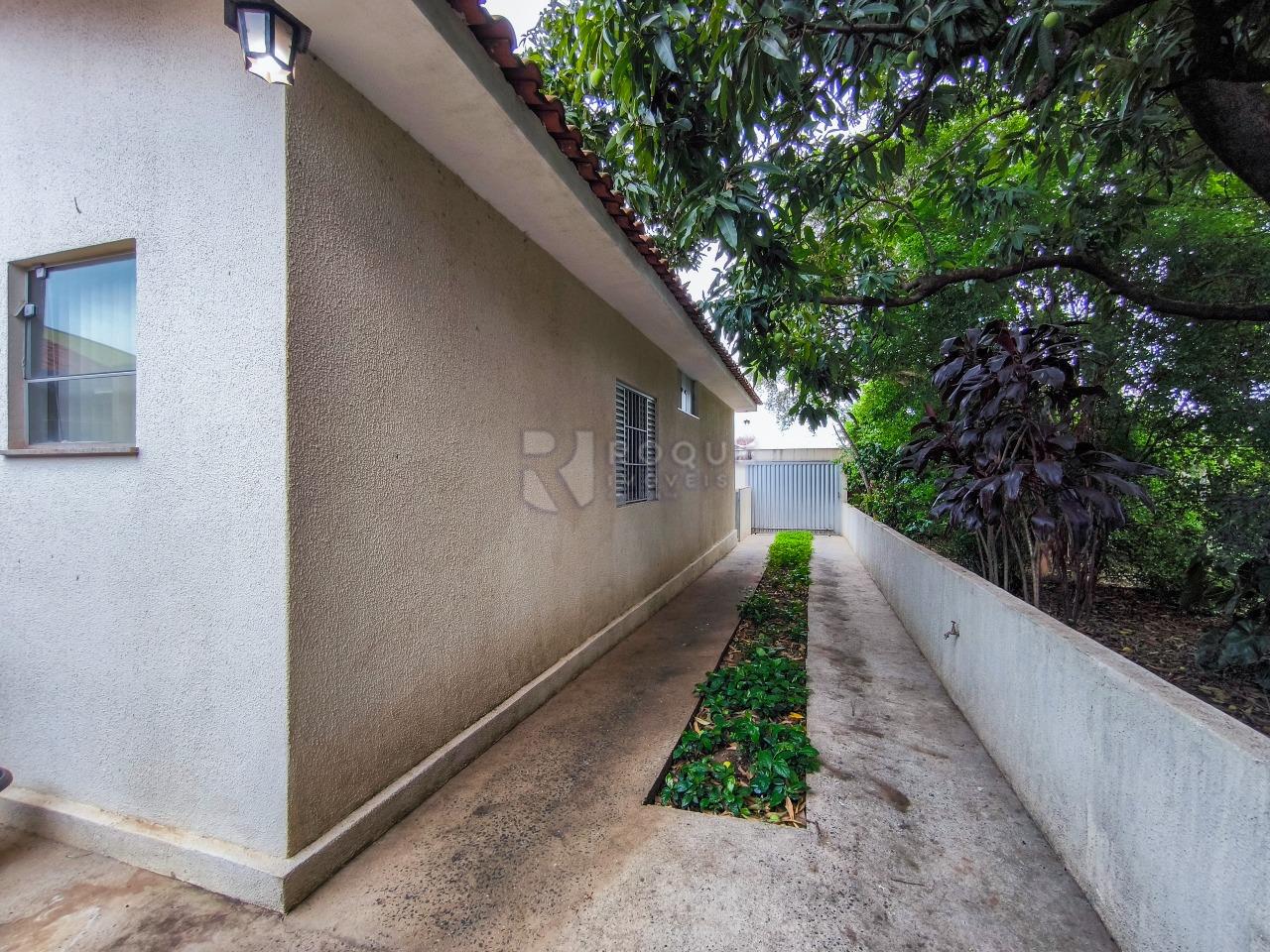 Casa Residencial para aluguel no bairro Jardim Morro Branco: ENTRADA
