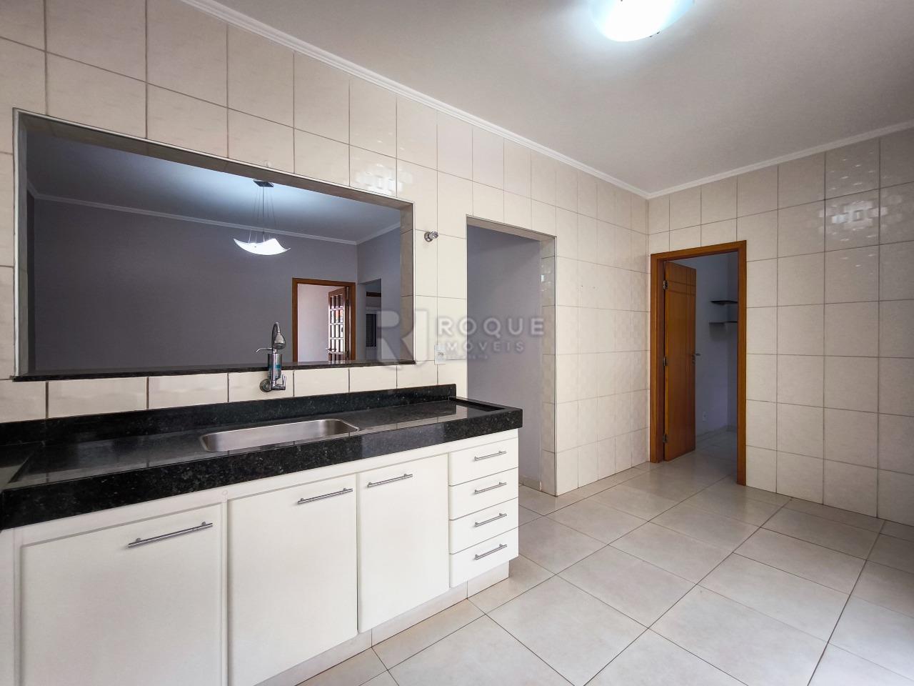 Casa Residencial para aluguel no bairro Jardim Morro Branco: COZINHA