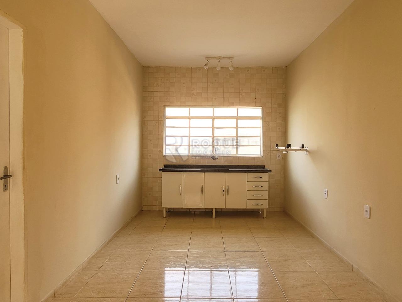 Casa Residencial à venda no bairro Vila Queiroz: Cozinha