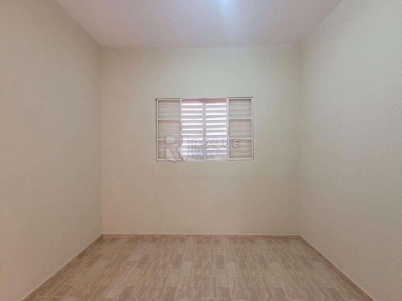 Casa Residencial à venda no bairro Vila Queiroz: Dormitório 02