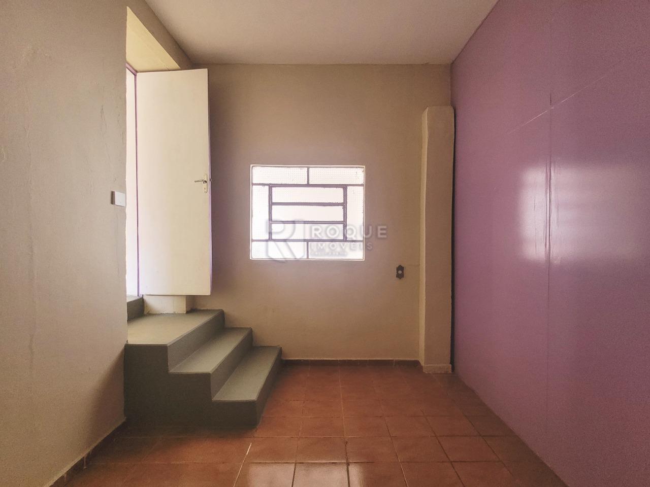 Casa Residencial à venda no bairro Vila Queiroz: Dormitório 03