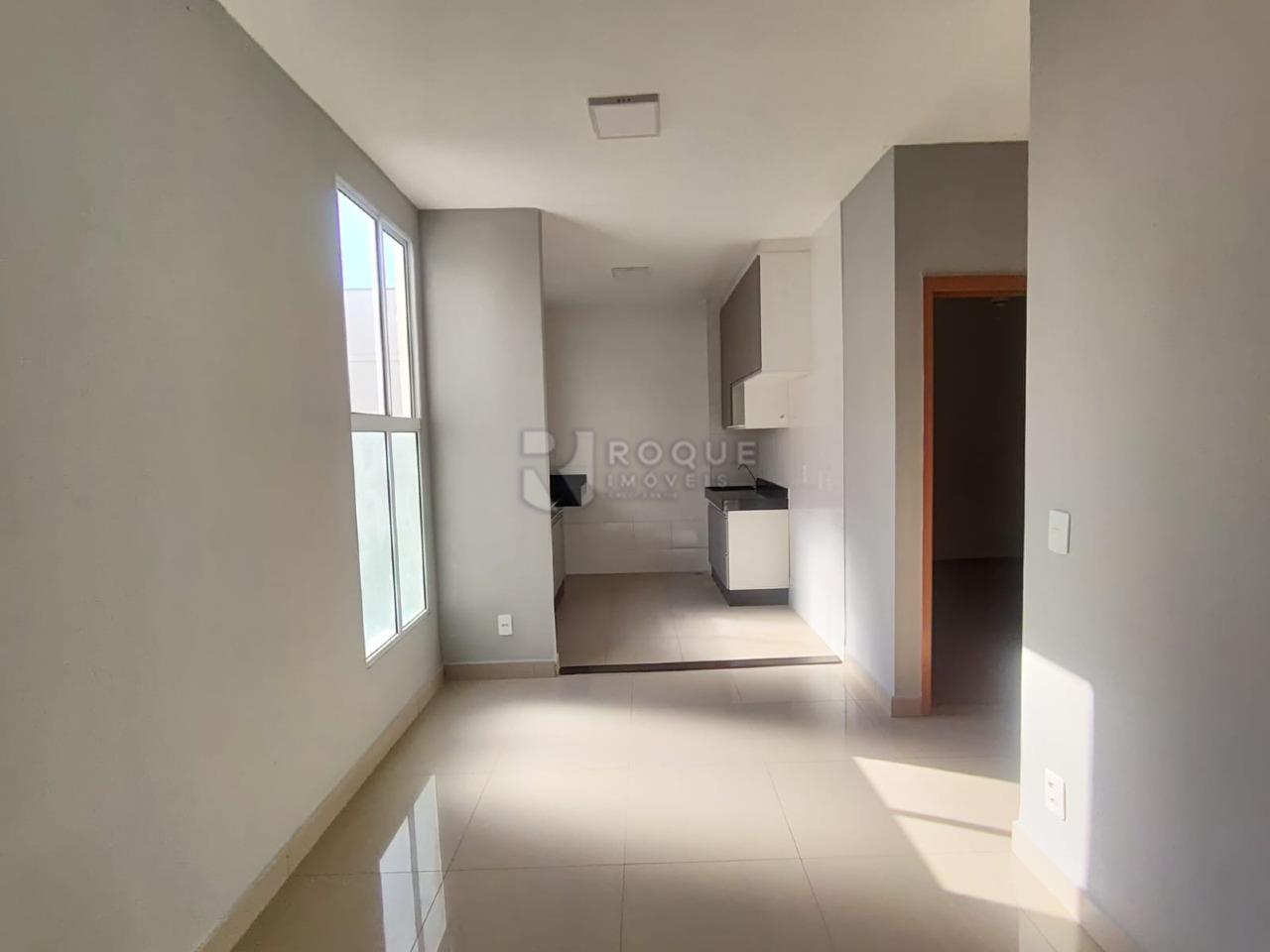 Apartamento à venda no bairro Campo Verde 1: Sala