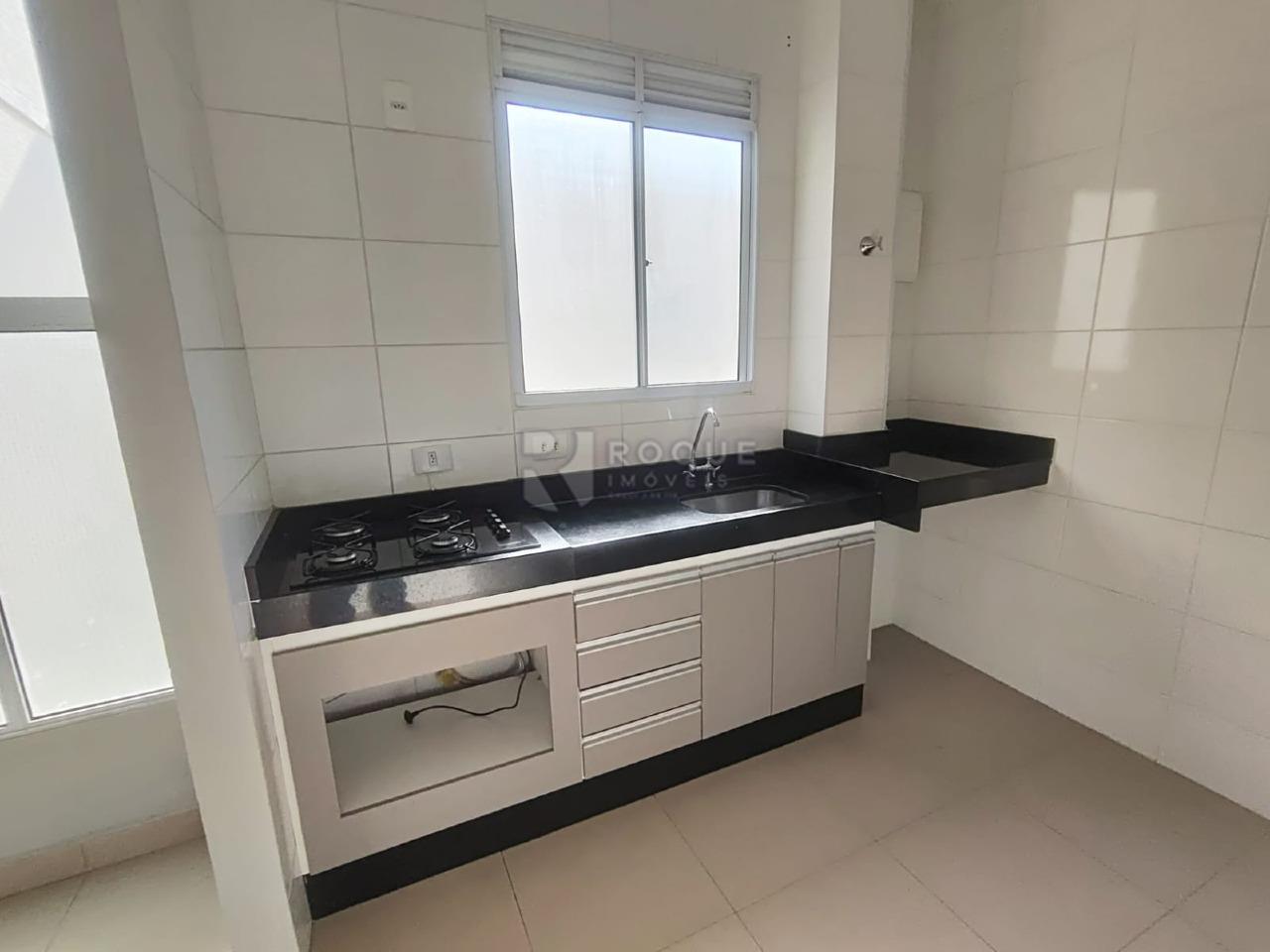 Apartamento à venda no bairro Campo Verde 1: Cozinha
