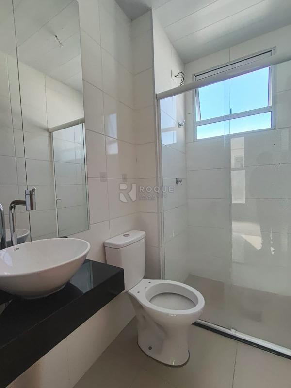 Apartamento à venda no bairro Campo Verde 1: WC