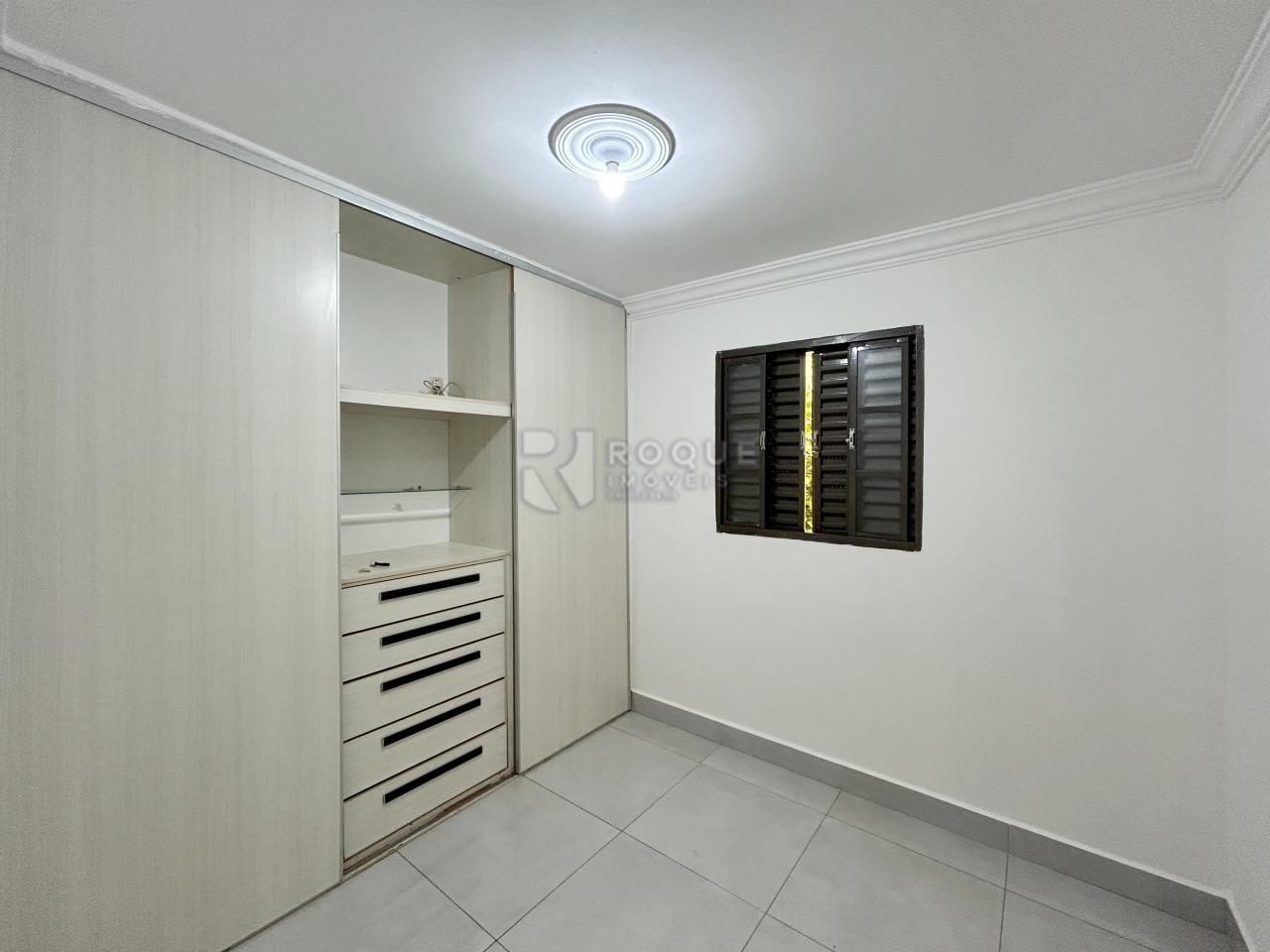 Apartamento para aluguel no bairro Parque Residencial Abílio Pedro: Dormitório 2