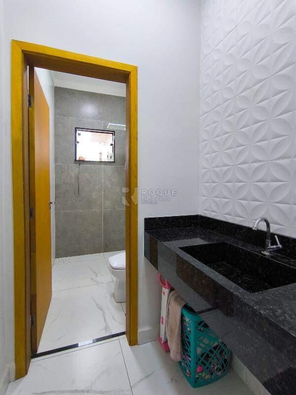 Casa Residencial à venda no bairro Jardim Real Park: LAVABO