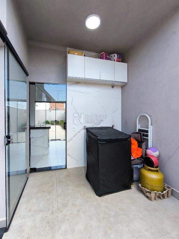 Casa Residencial à venda no bairro Jardim Real Park: LAVANDERIA