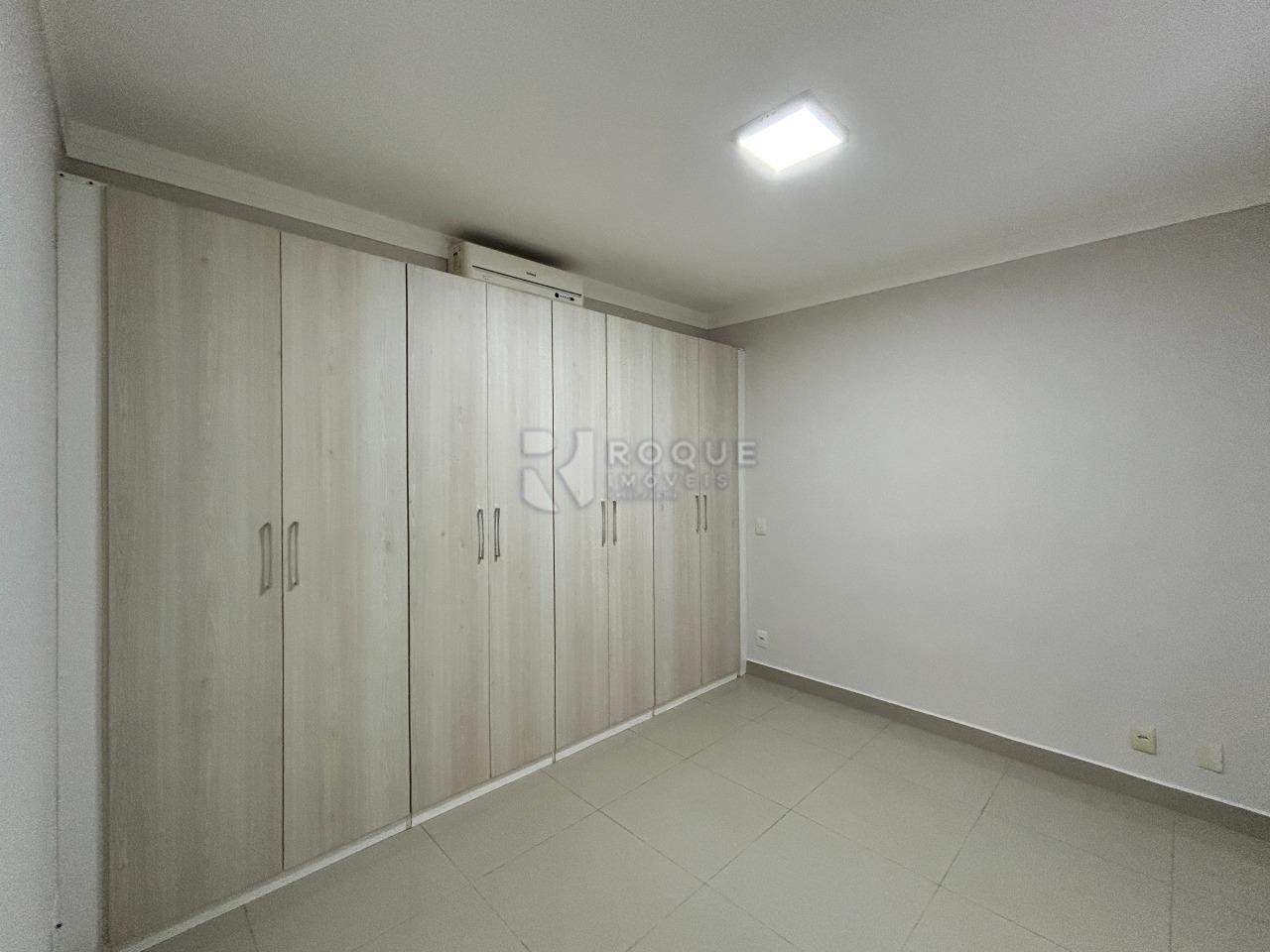 Apartamento para aluguel no bairro Desmembramento Oscar Antonio Breda: Dormitório 3 suíte 