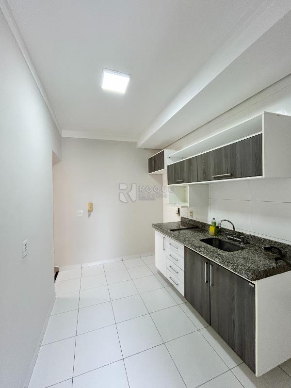 Apartamento para aluguel no bairro Desmembramento Oscar Antonio Breda: Cozinha 