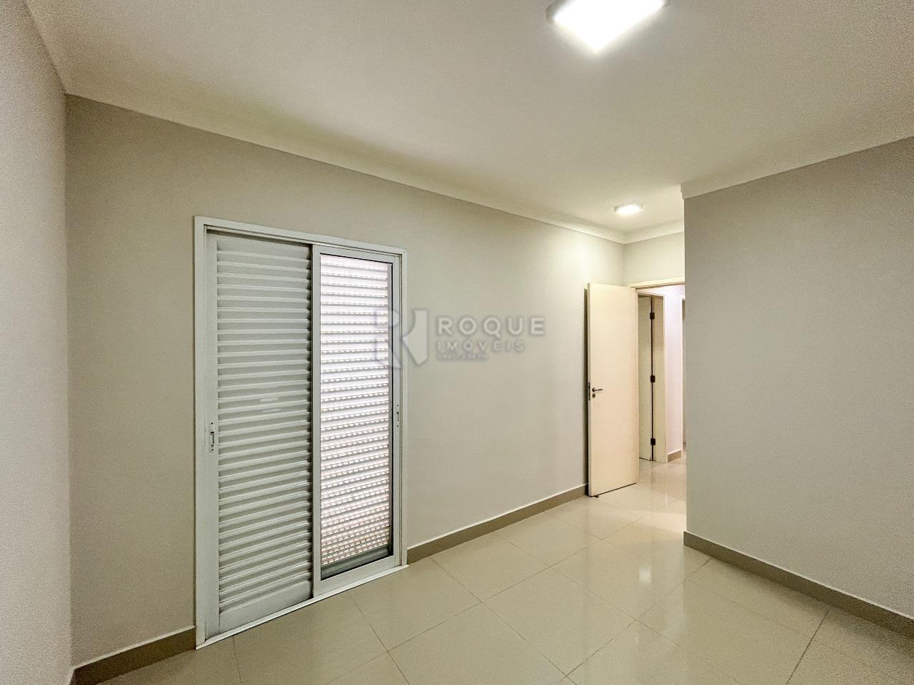 Apartamento para aluguel no bairro Desmembramento Oscar Antonio Breda: Dormitório 3 suíte 