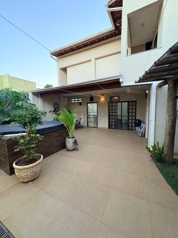 Casa Residencial à venda no bairro Jardim Santa Luiza: 