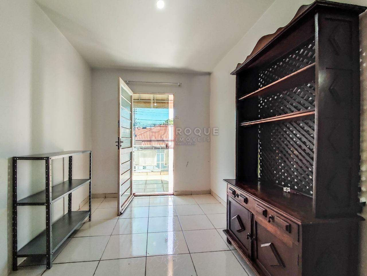 Casa Residencial para aluguel no bairro Vila Cristovam: SALA