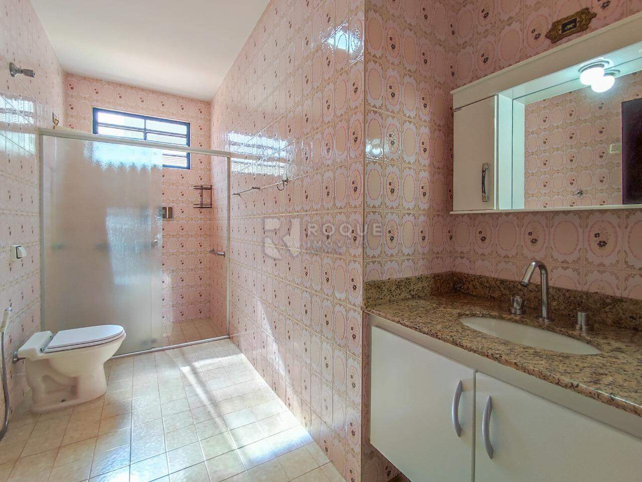 Casa Residencial para aluguel no bairro Vila Cristovam: BANHEIRO SOCIAL