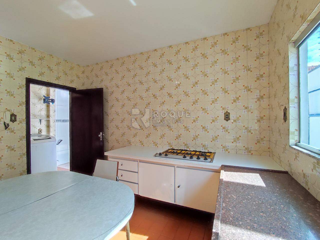 Casa Residencial para aluguel no bairro Vila Cristovam: COZINHA