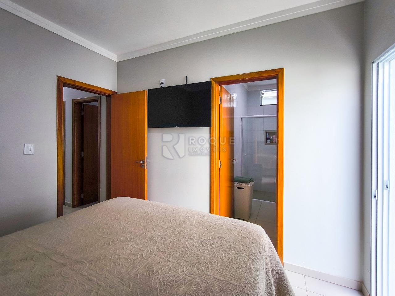 Casa Residencial à venda no bairro Jardim Porto Real IV: SUÍTE