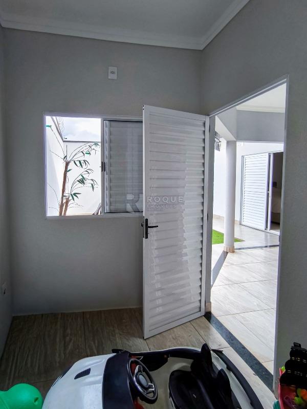 Casa Residencial à venda no bairro Jardim Porto Real IV: DESPEJO