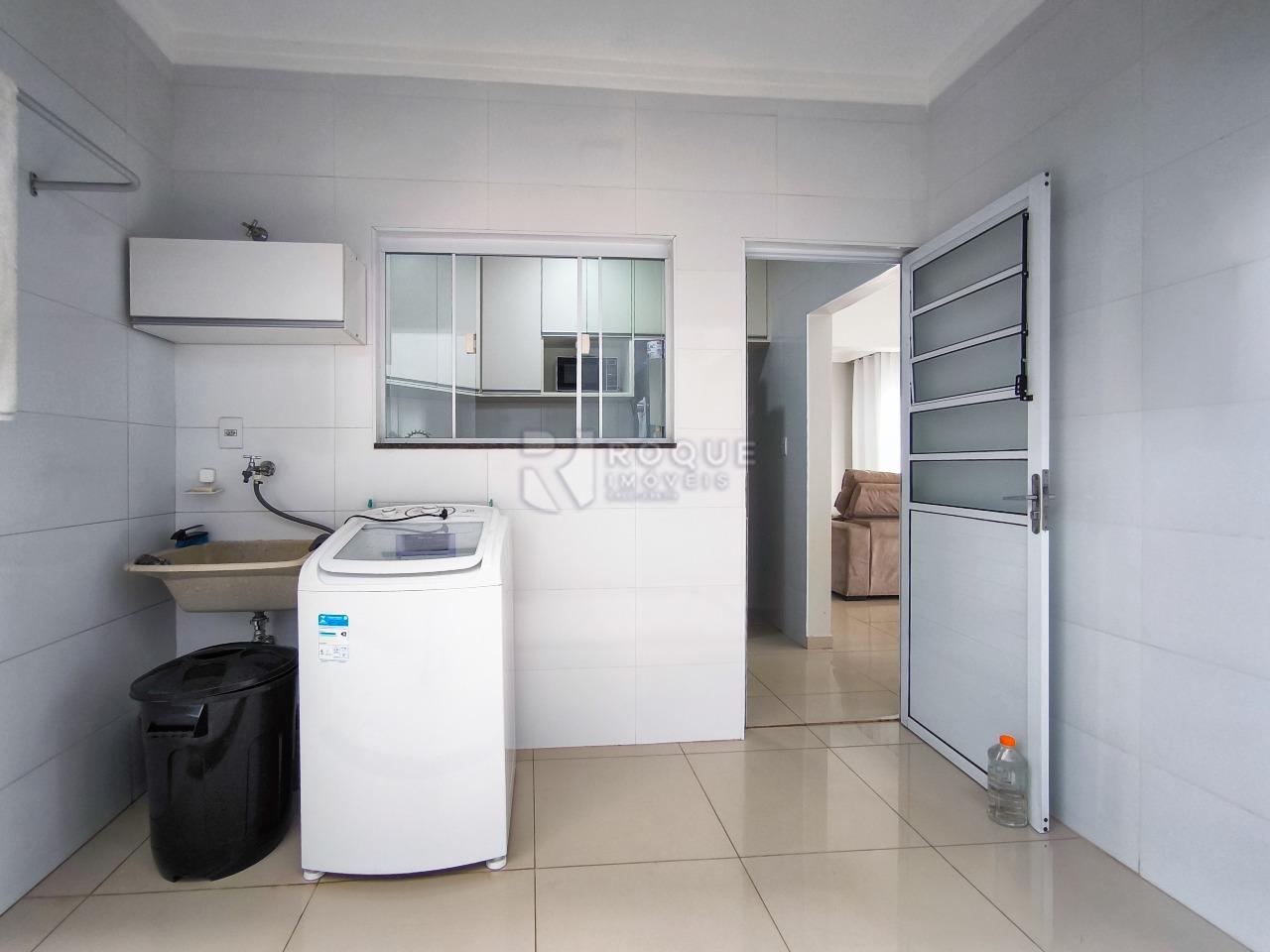 Casa Residencial à venda no bairro Jardim Porto Real IV: LAVANDERIA