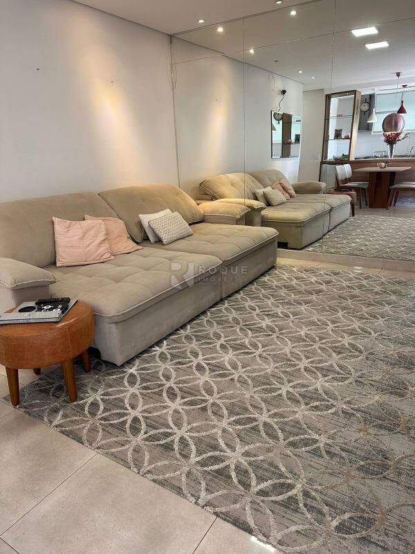 Apartamento à venda no bairro Jardim São Roque: 