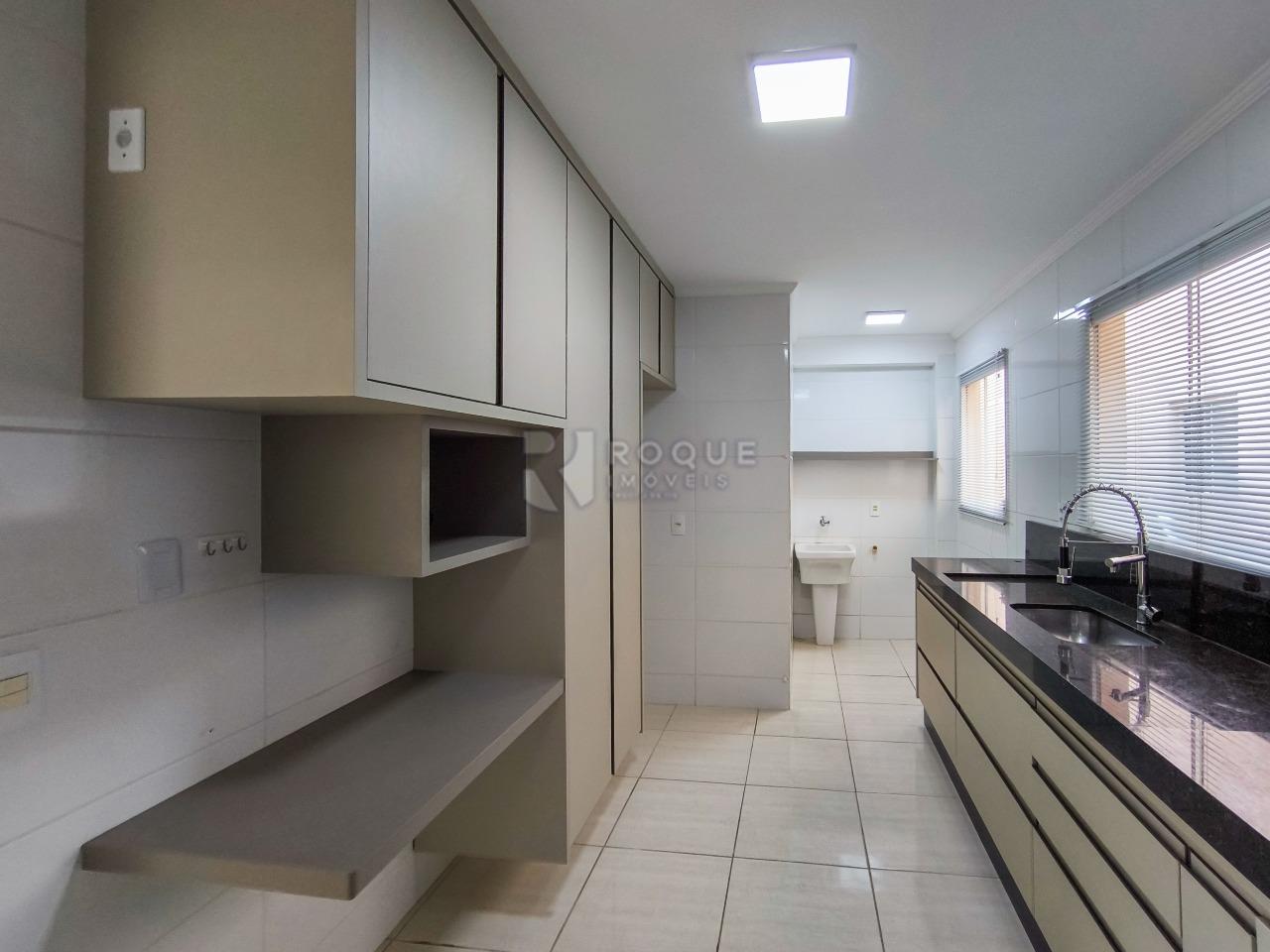 Apartamento à venda no bairro Jardim São Roque: COZINHA