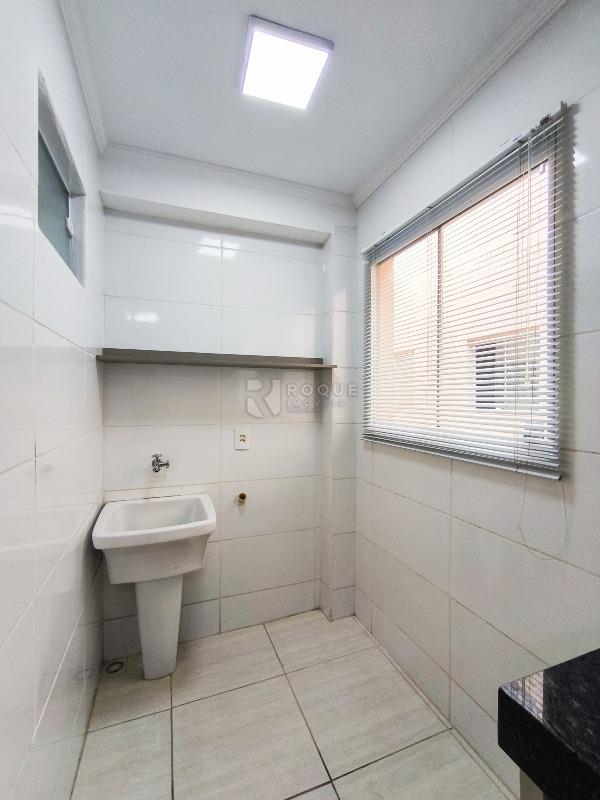 Apartamento à venda no bairro Jardim São Roque: LAVANDERIA