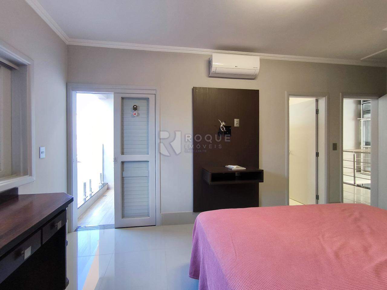 Casa em condomínio à venda no bairro Jardim Residencial Flora: SUÍTE 2