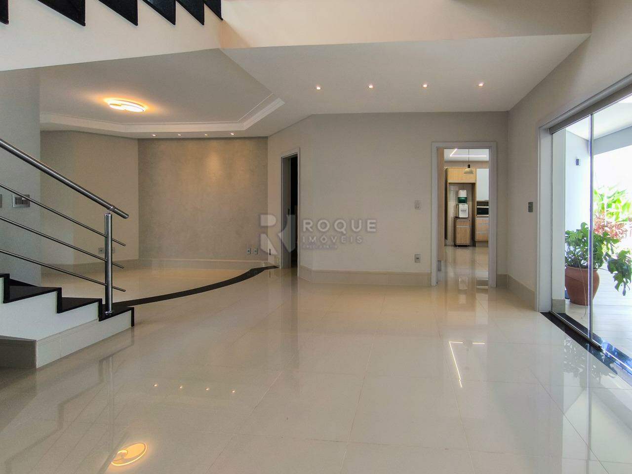 Casa em condomínio à venda no bairro Jardim Residencial Flora: SALA DE JANTAR