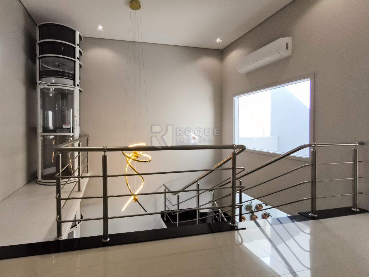 Casa em condomínio à venda no bairro Jardim Residencial Flora: PISO SUPERIOR