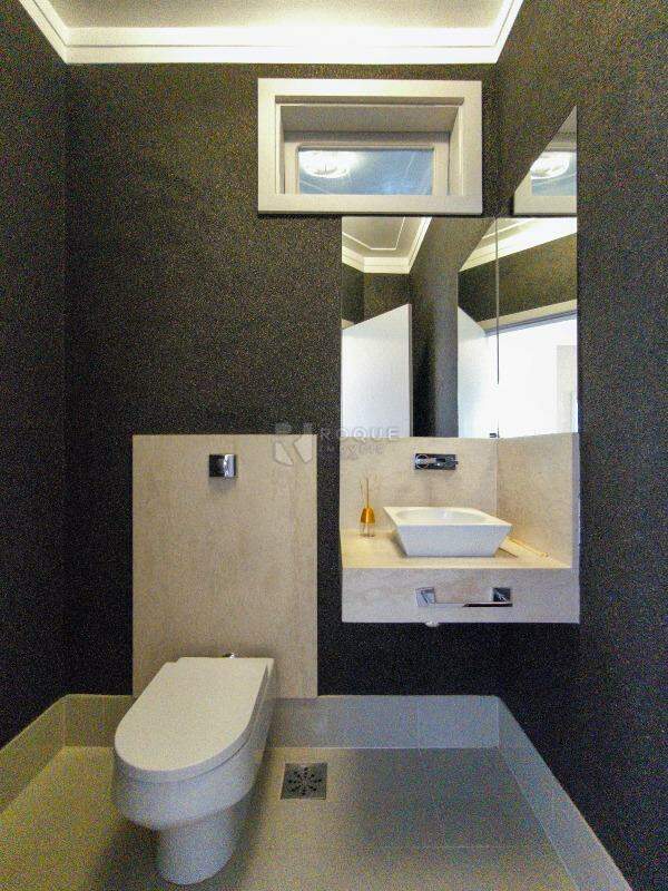 Casa em condomínio à venda no bairro Jardim Residencial Flora: LAVABO