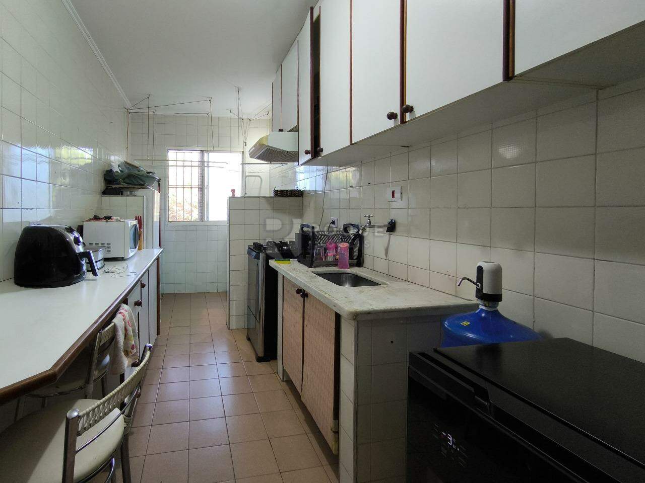 Apartamento à venda no bairro Vila Castelar: COZINHA