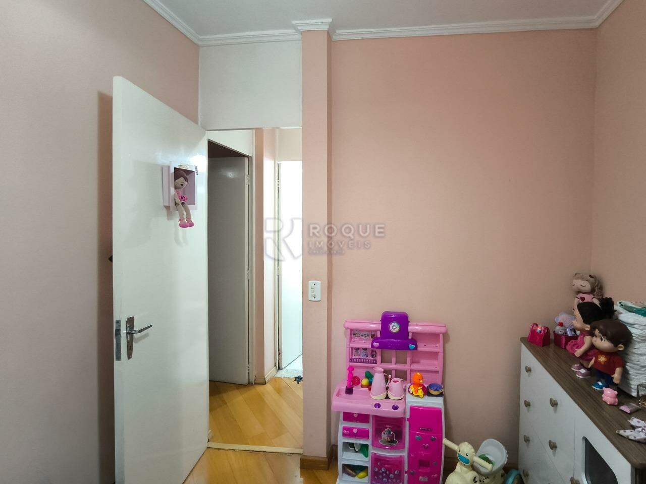 Apartamento à venda no bairro Vila Castelar: DORMITÓRIO 3