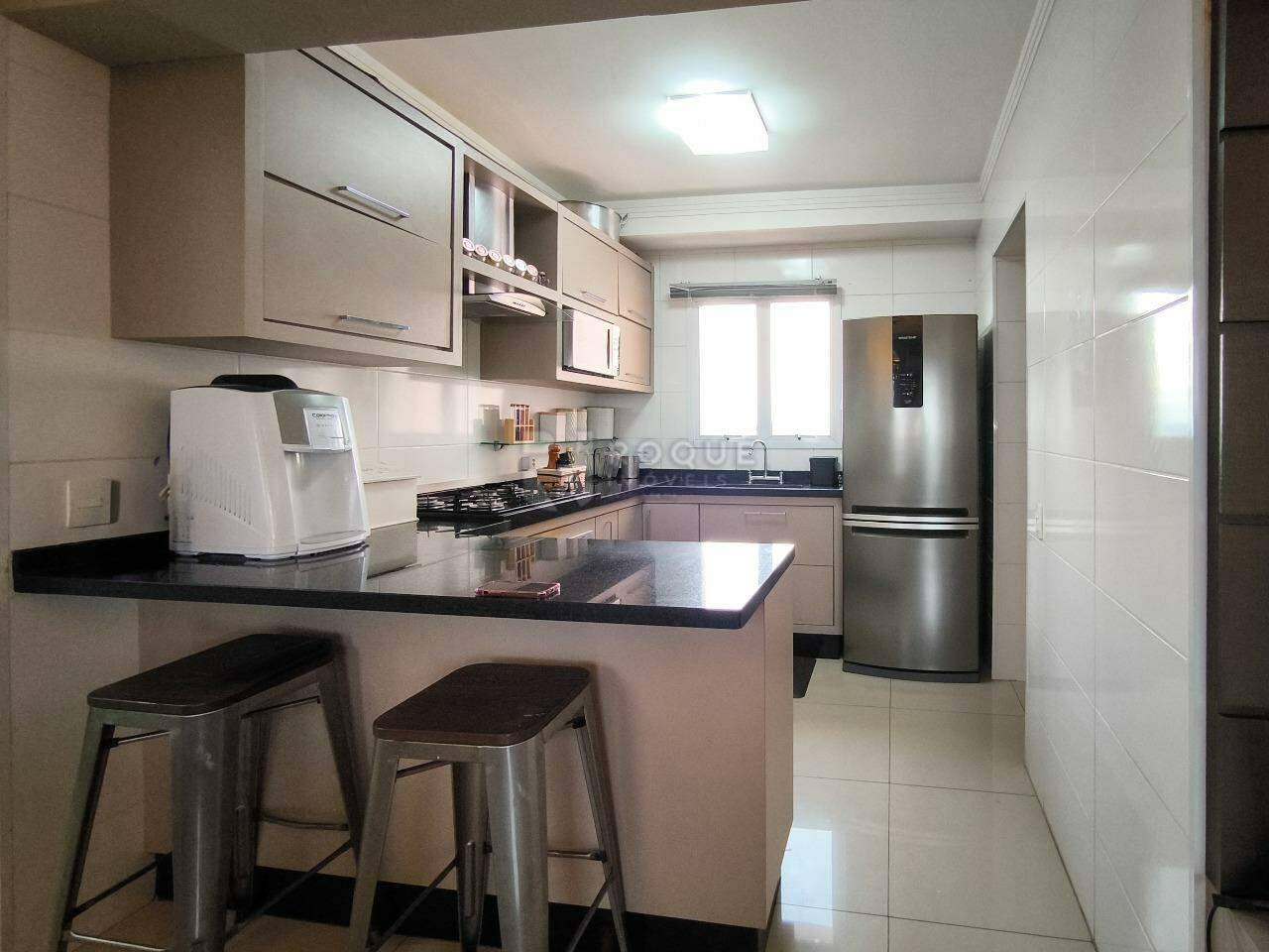 Apartamento à venda no bairro Jardim Residencial Francisco Cruãnes: COZINHA