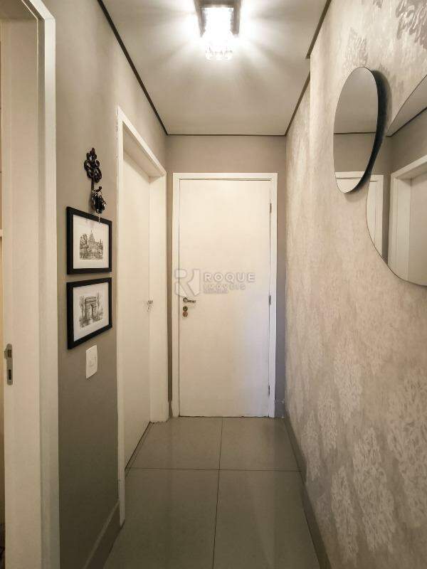 Apartamento à venda no bairro Jardim Residencial Francisco Cruãnes: HALL DE ENTRADA