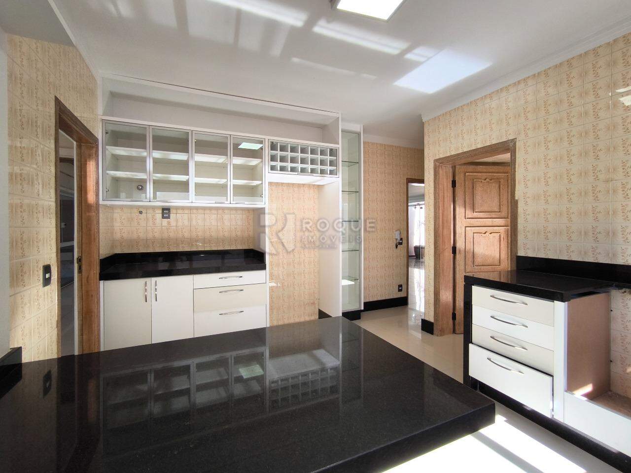 Casa Residencial à venda no bairro Cidade Jardim: COZINHA