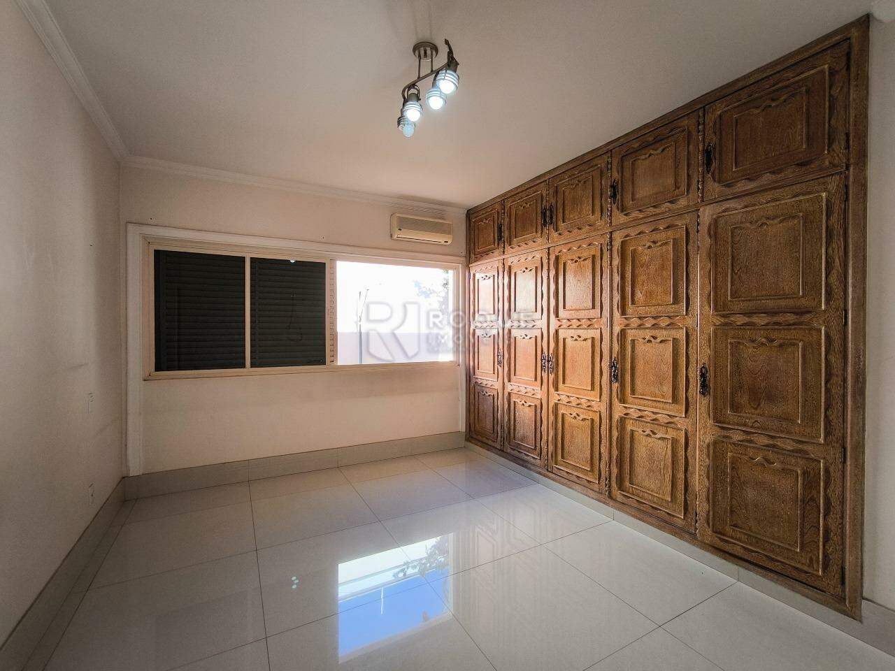 Casa Residencial à venda no bairro Cidade Jardim: SUÍTE 3