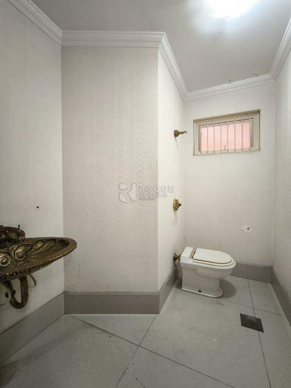 Casa Residencial à venda no bairro Cidade Jardim: BANHEIRO SOCIAL