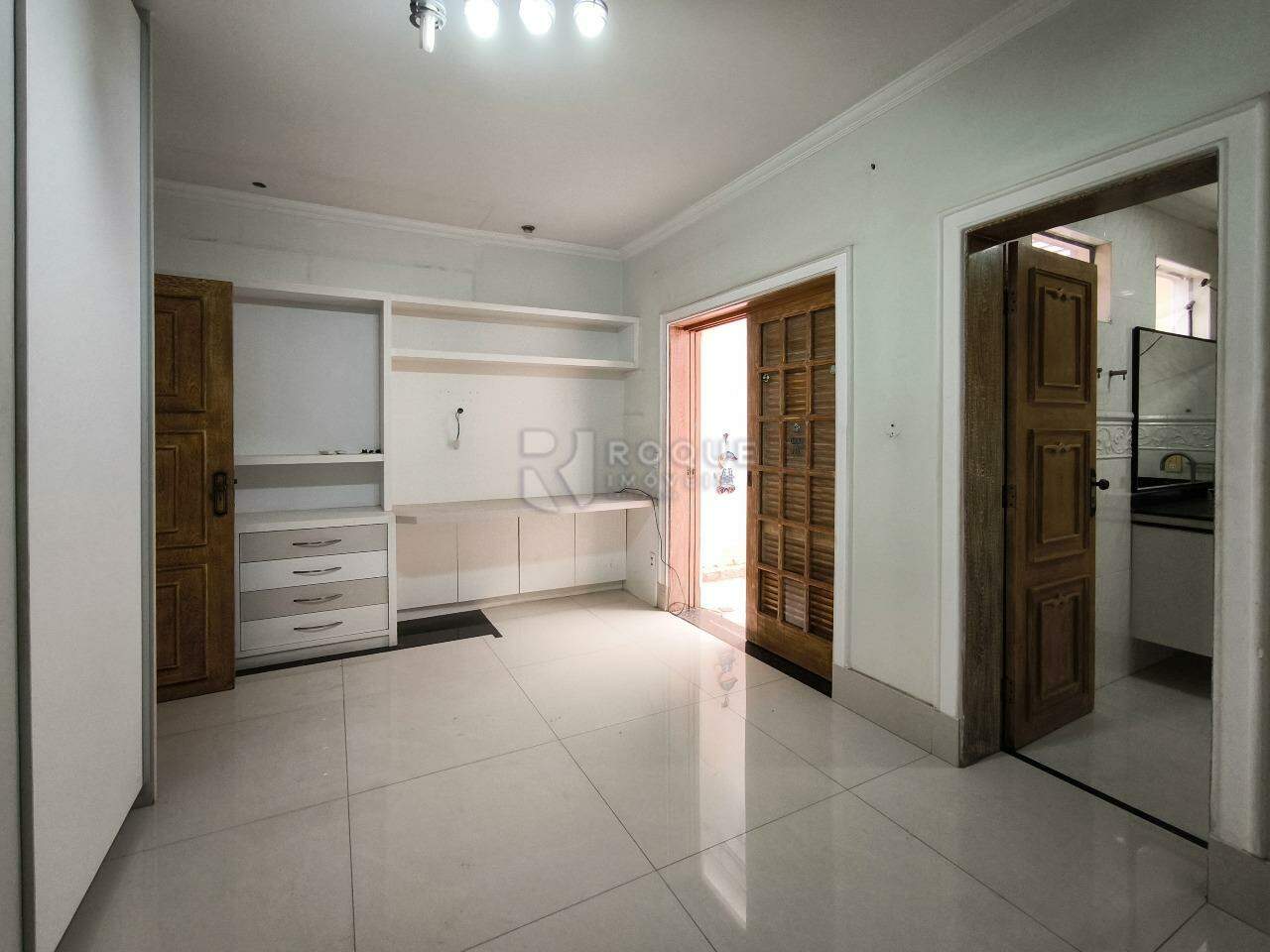 Casa Residencial à venda no bairro Cidade Jardim: SUÍTE 2