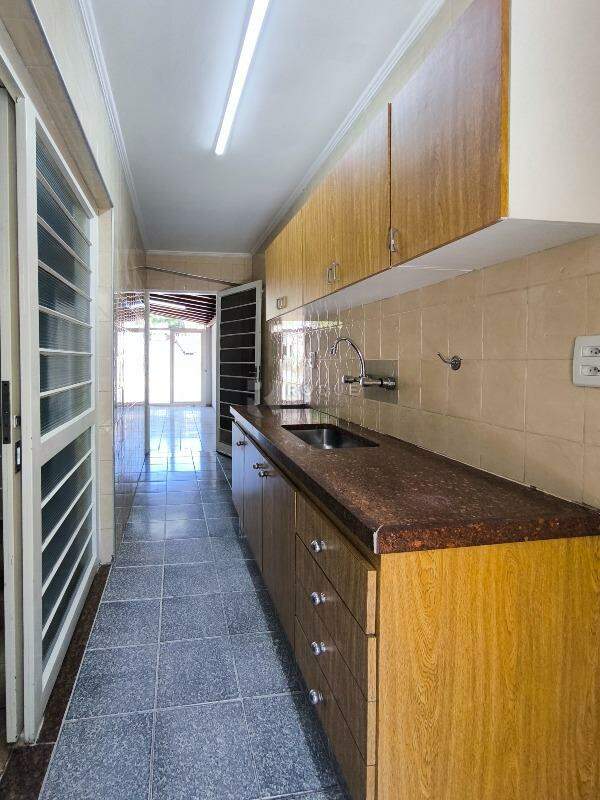 Casa Residencial para aluguel no bairro Cidade Jardim: COZINHA