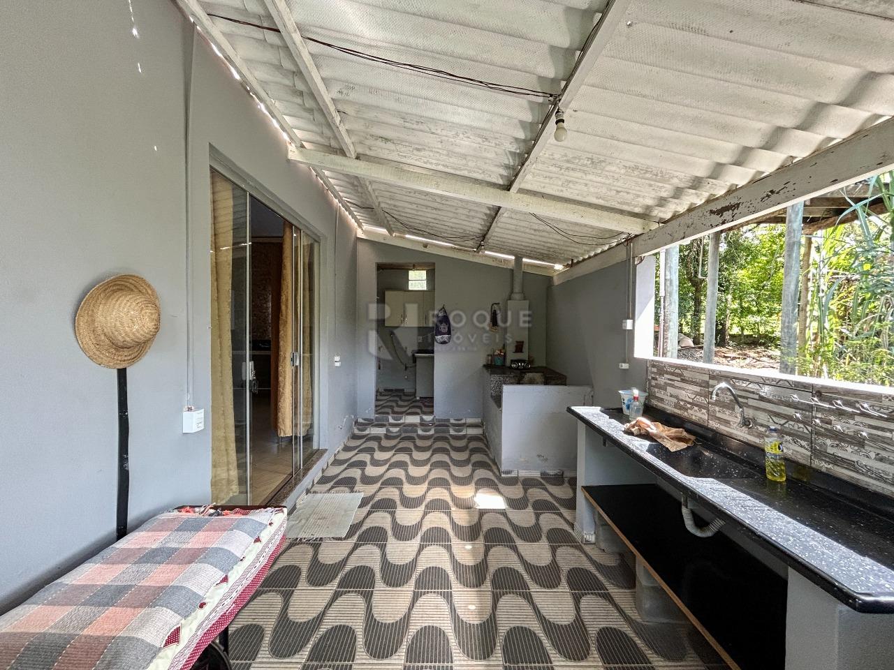 Chácara à venda no bairro Pires de Cima: Rancho / cozinha / área de serviço 