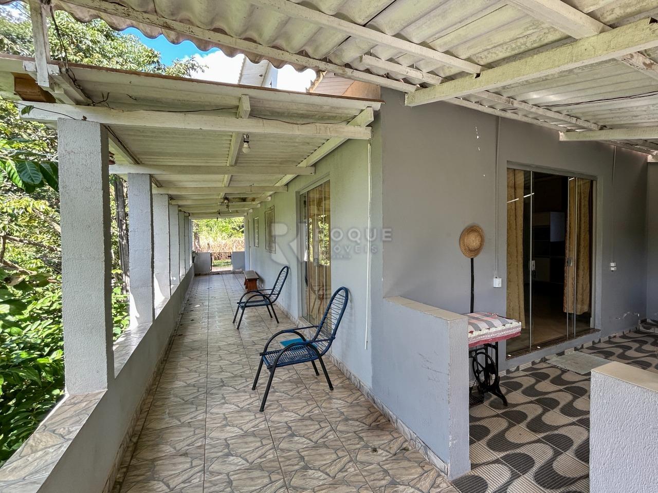 Chácara à venda no bairro Pires de Cima: Varanda 