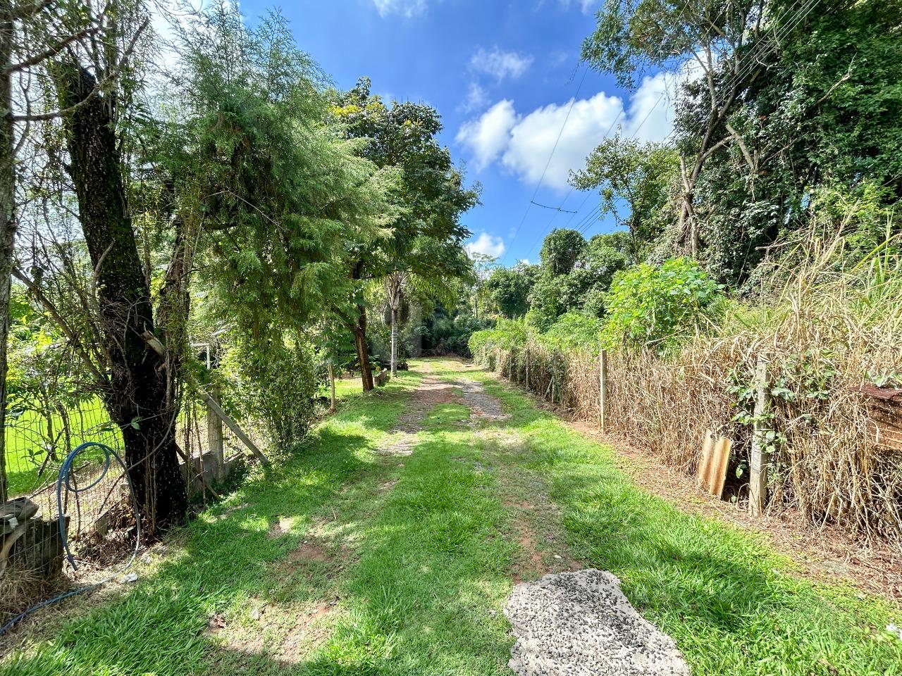 Chácara à venda no bairro Pires de Cima: Área externa