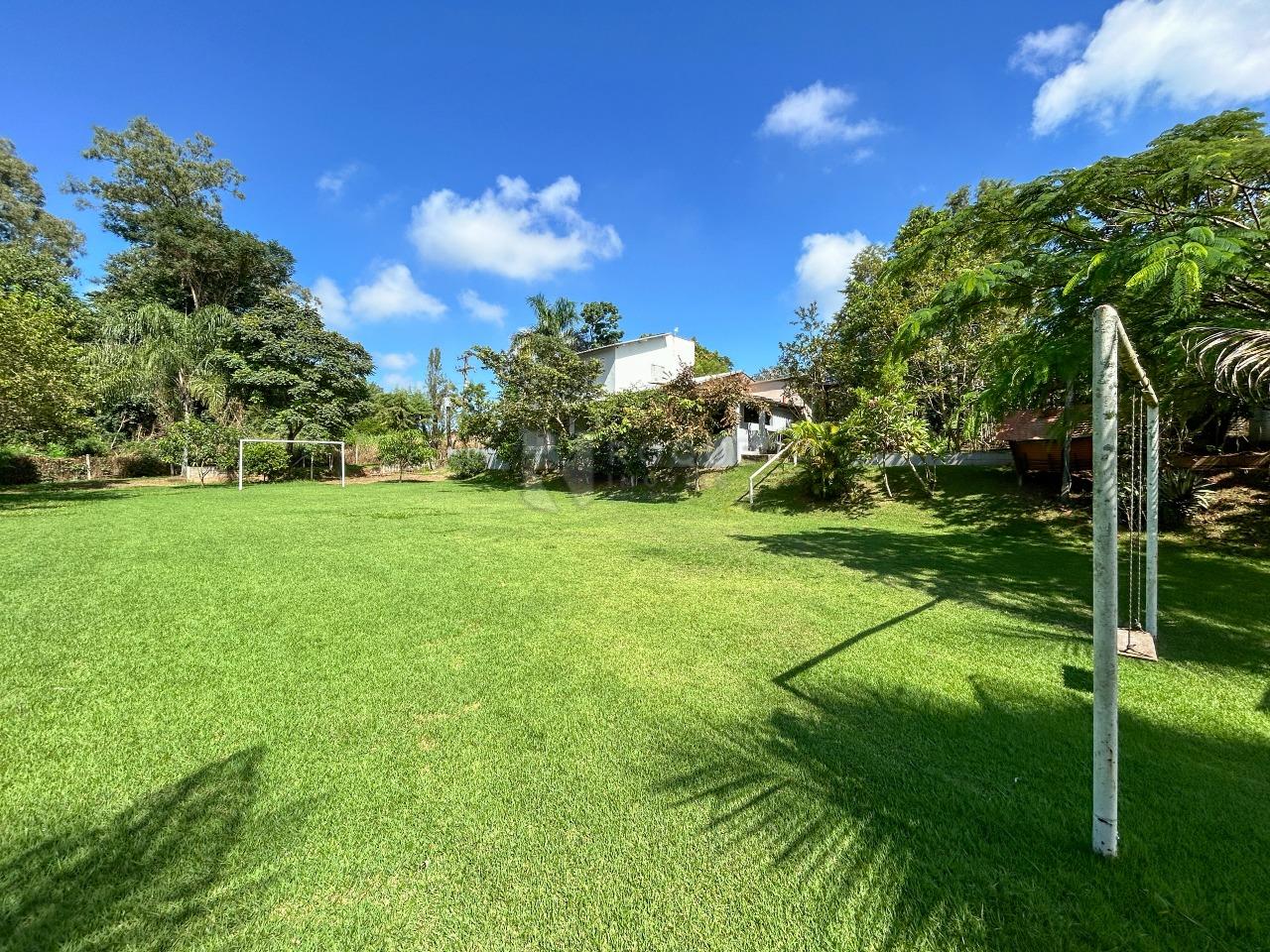 Chácara à venda no bairro Pires de Cima: Campo / Área externa