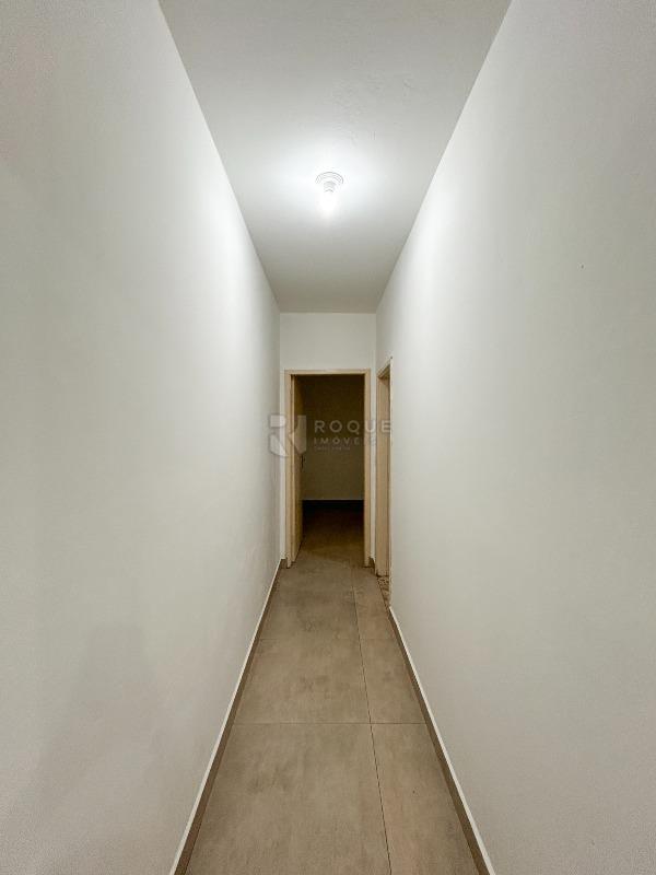 Casa Residencial para aluguel no bairro Vila Rocha: Hall 2