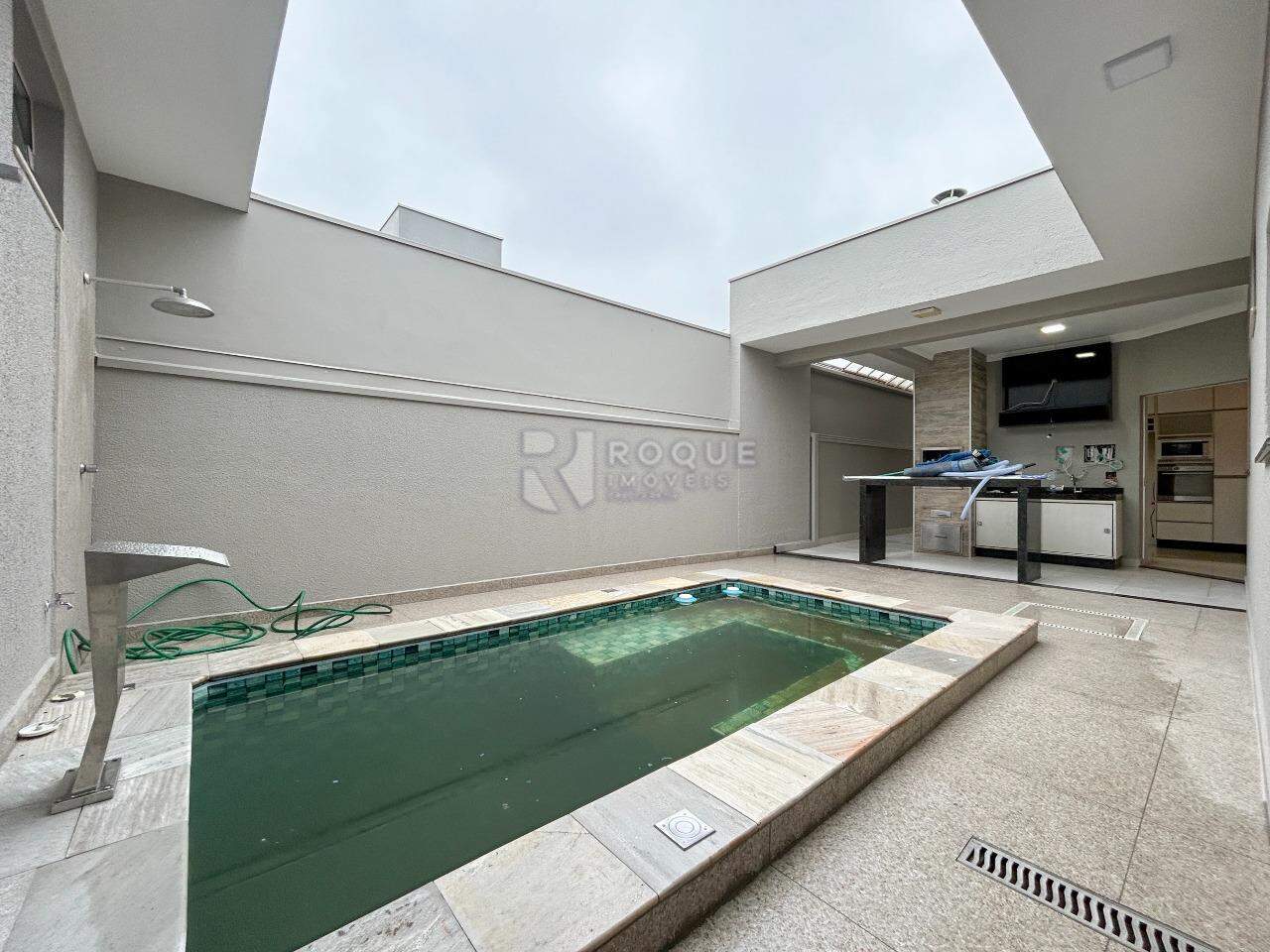 Casa em condomínio para aluguel no bairro Parque Residencial Roland: Piscina 