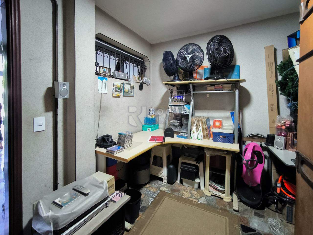 Casa em condomínio à venda no bairro Jardim Florença: OFICINA