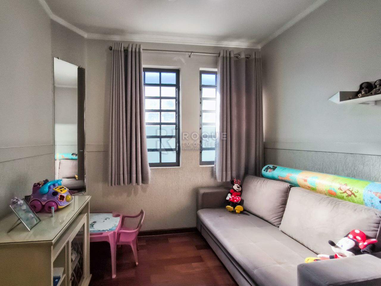 Casa em condomínio à venda no bairro Jardim Florença: DORMITÓRIO 3